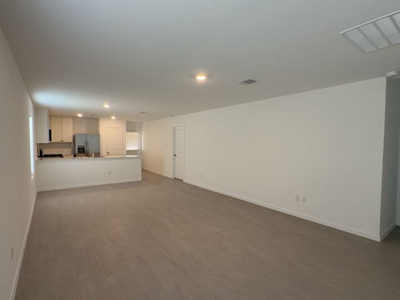 5903 Patriot Sound Dr - Photo 3 of 24