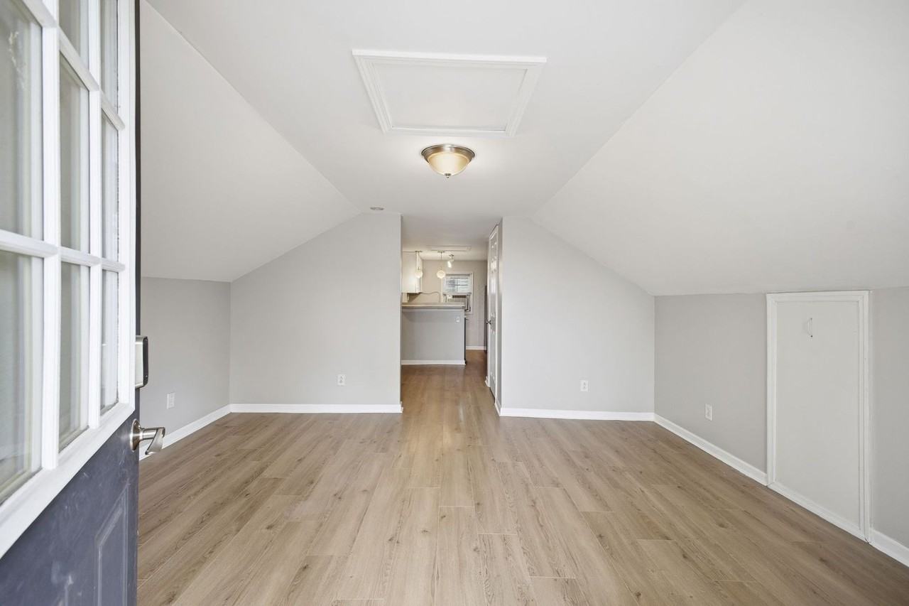 4508 Wyoming Ave - Photo 3 of 27