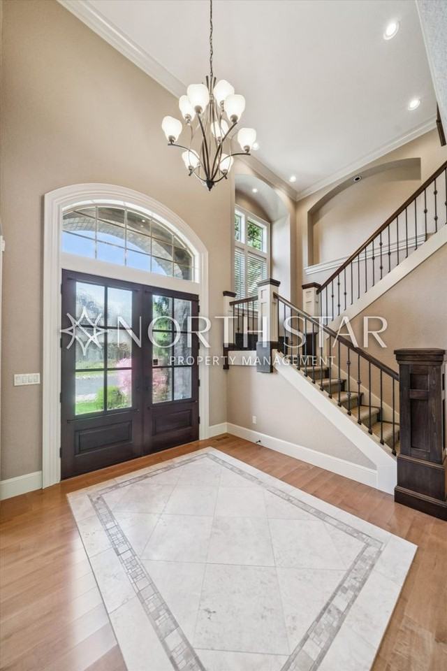 19422 Lorna Ln - Photo 4 of 40