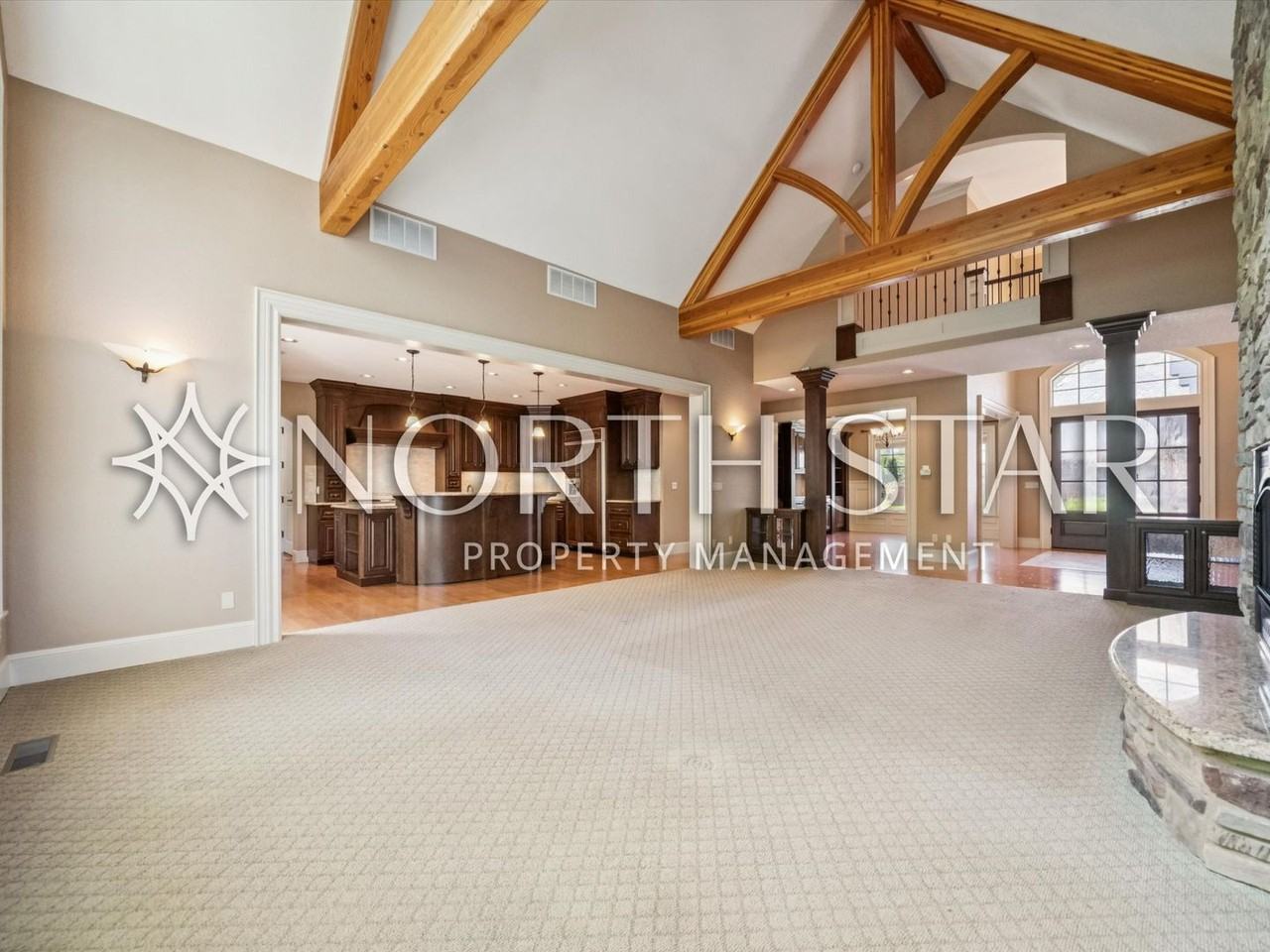 19422 Lorna Ln - Photo 7 of 40