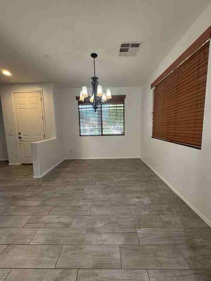 3889 E Santa Fe Ln - Photo 6 of 23