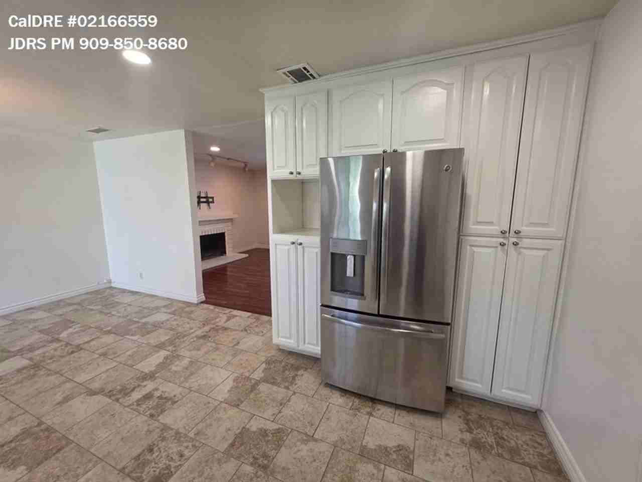 3001 E Saint Andrews Dr - Photo 4 of 15