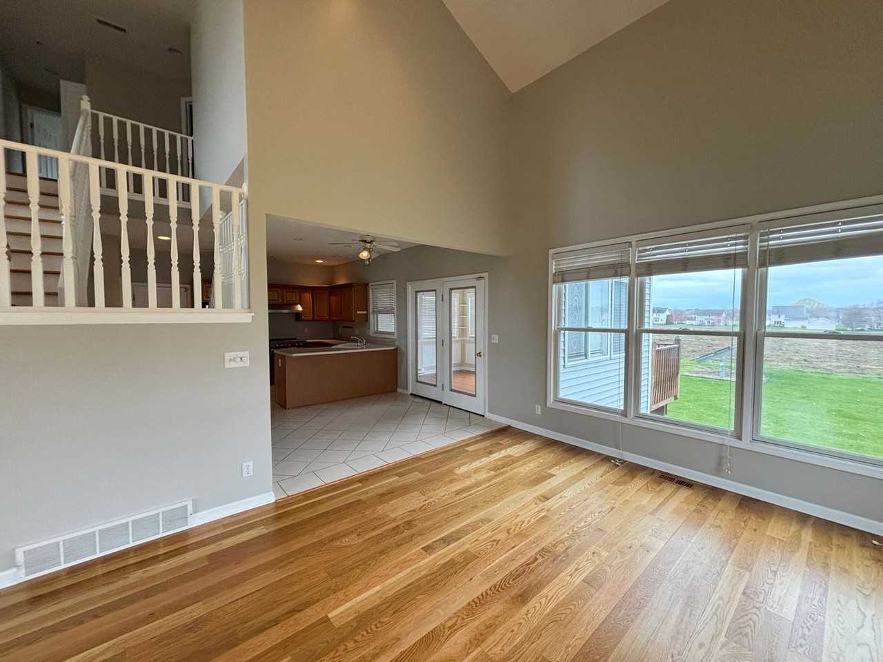 4556 Rachel Ln - Photo 4 of 25