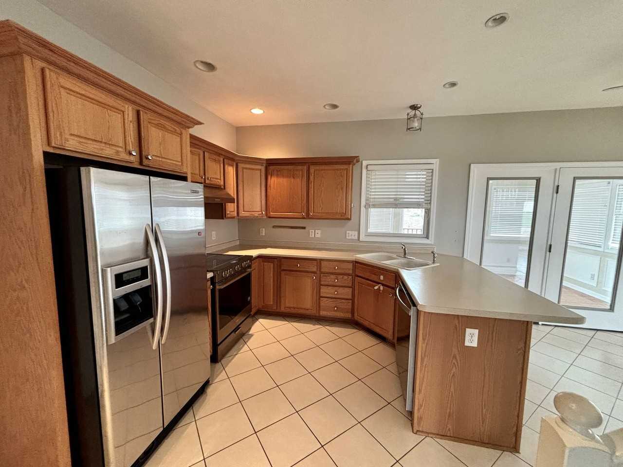 4556 Rachel Ln - Photo 5 of 25