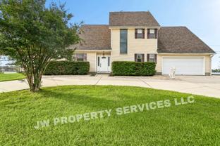 277 Moonraker Dr - Photo 1 of 1