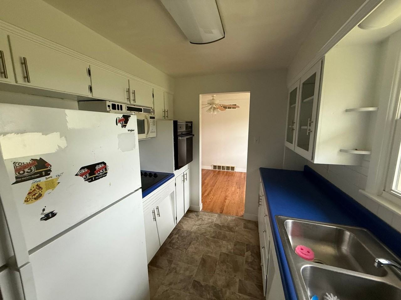 211 Bourn Ave - Photo 6 of 22