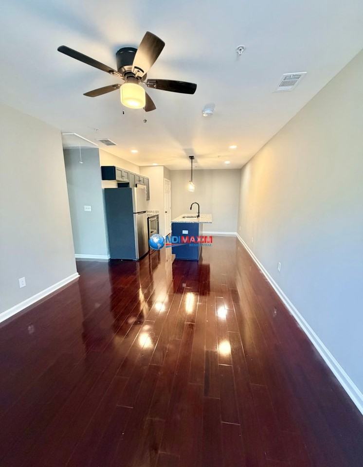 147 N Main St - Photo 2 of 11