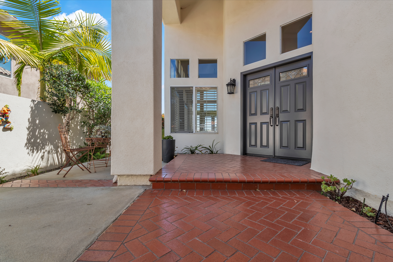 12 Bergamo - Photo 3 of 45