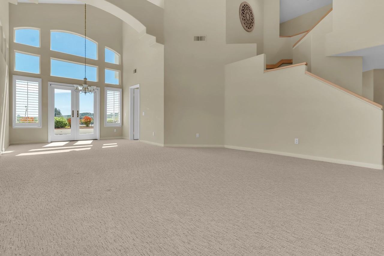 12 Bergamo - Photo 6 of 45