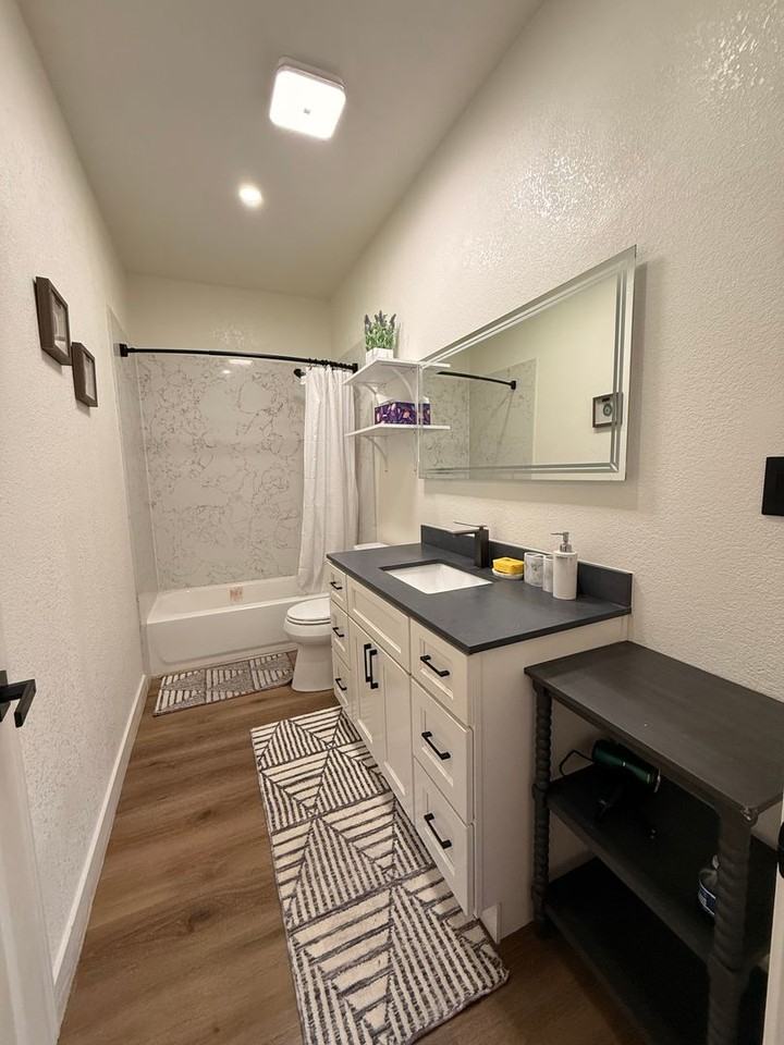 3625 Lyon Ave - Photo 6 of 6