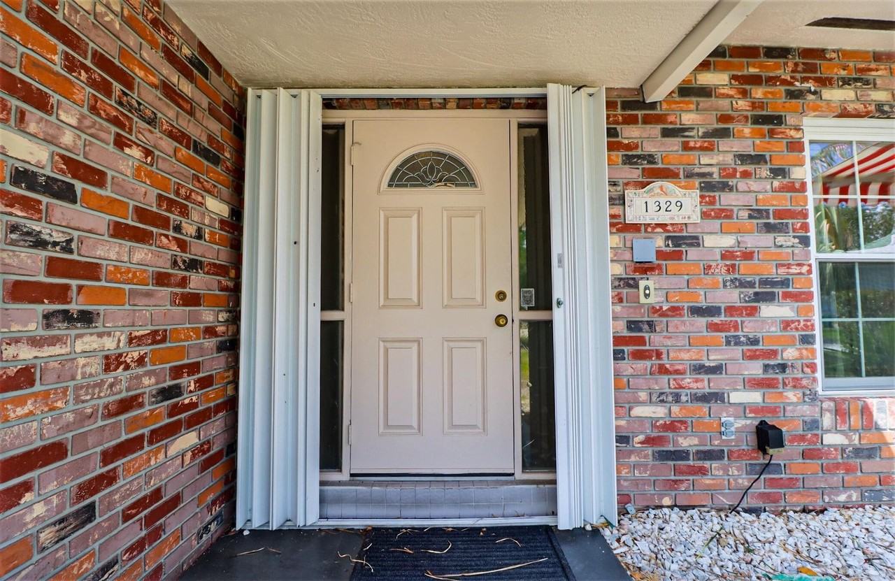 1329 Nw 84th Dr - Photo 7 of 23