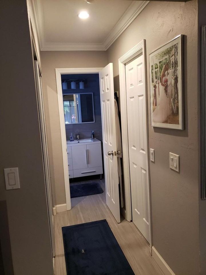 1402 Sw 25th Ave - Photo 5 of 35