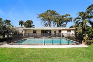 4314 Taft St - Photo 1 of 1