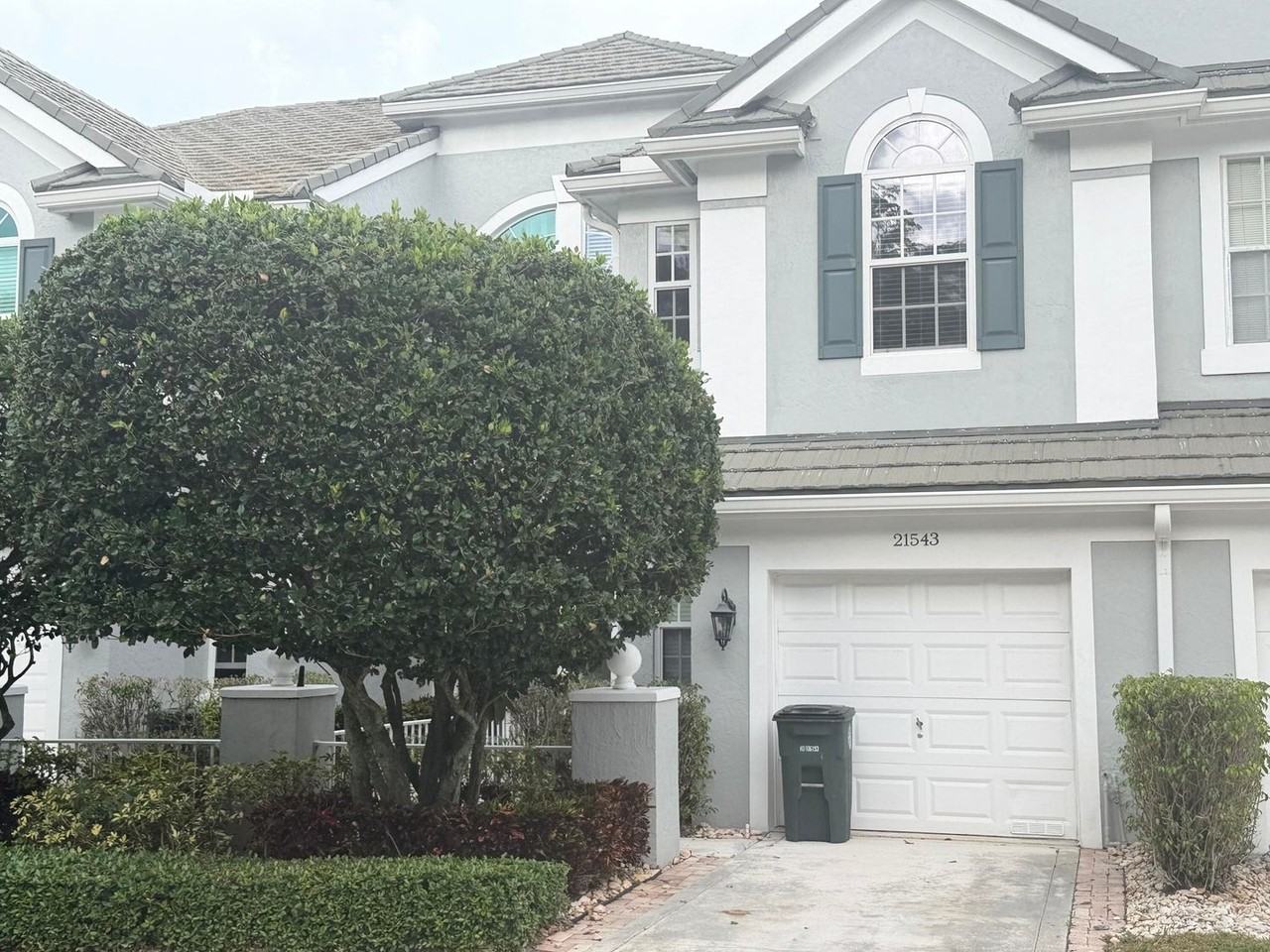 21543 Saint Andrews Grand Cir #TH - Photo 2 of 26