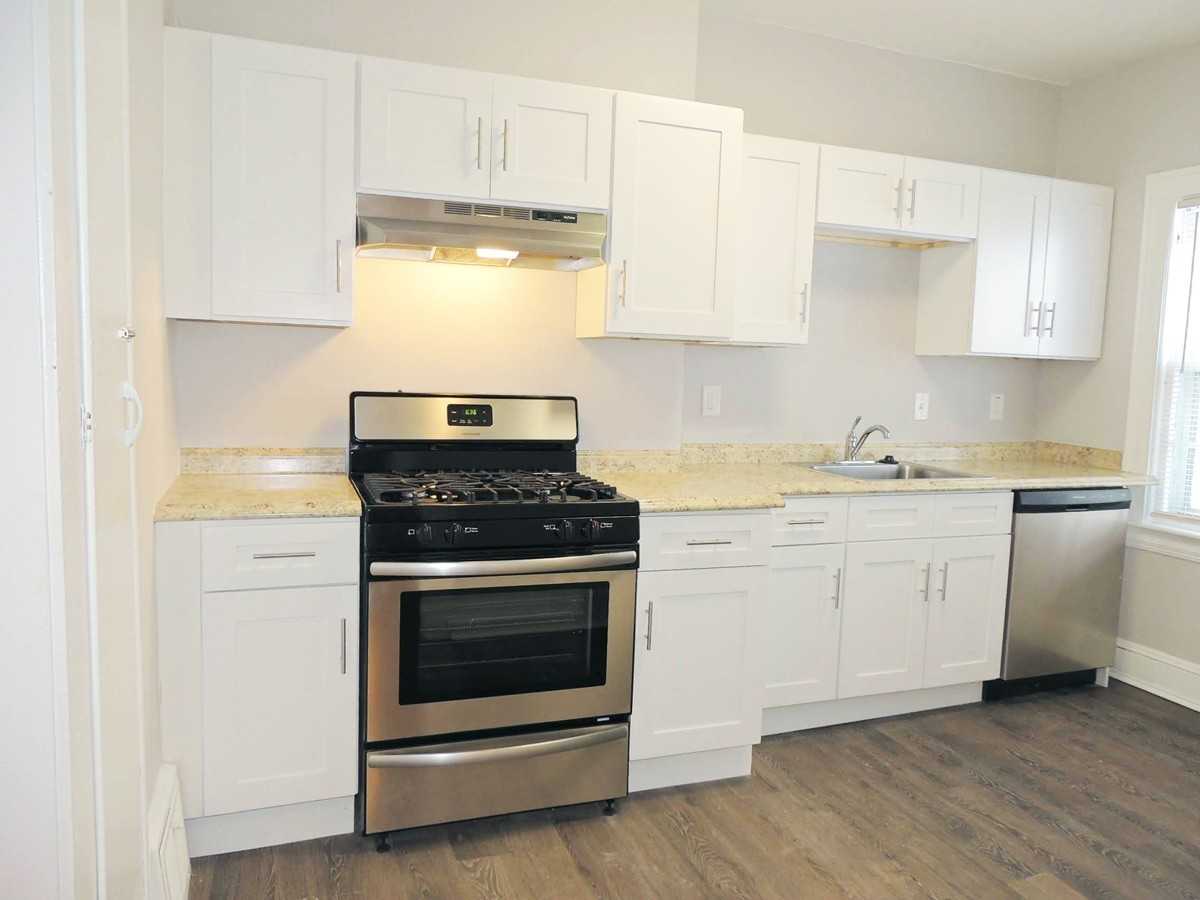 858 Lecona Rd - Photo 5 of 15