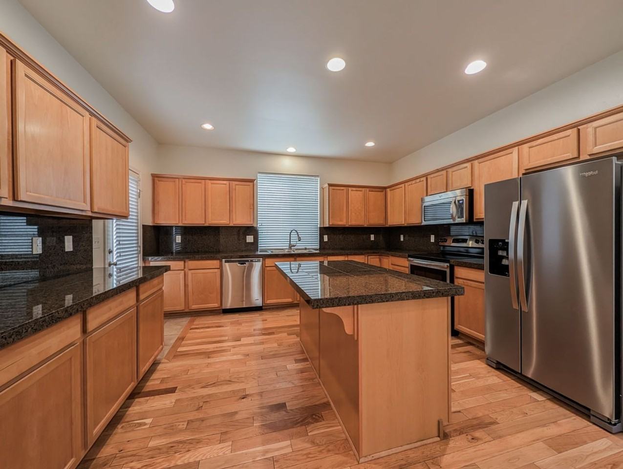 2605 85th Dr Ne - Photo 2 of 15