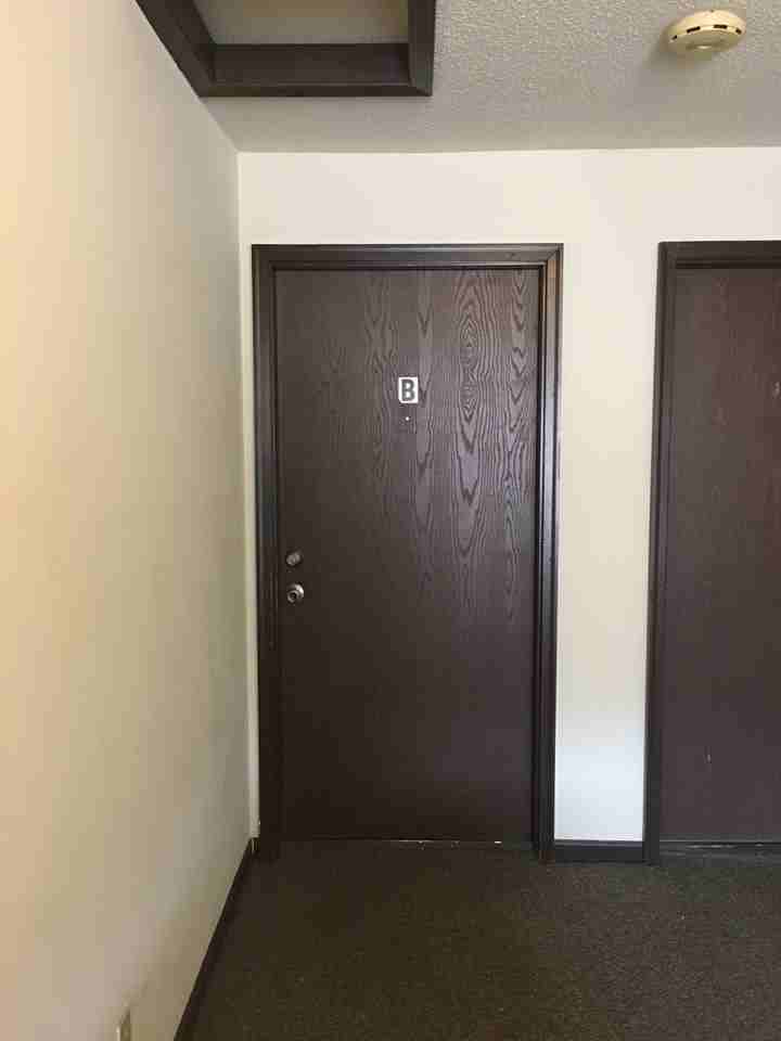 502 Columbia Dr Apt B - Photo 2 of 15
