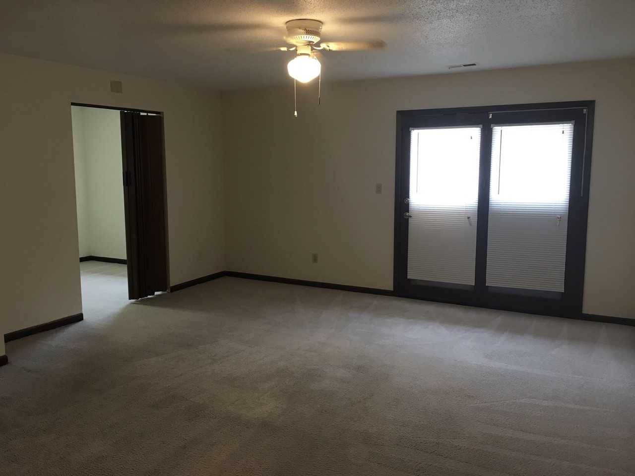 502 Columbia Dr Apt B - Photo 7 of 15