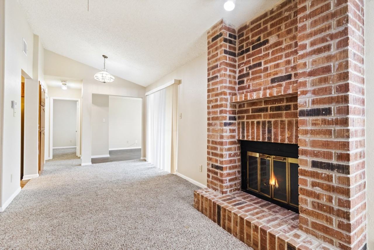 4839 Brandeis St #923 - Photo 6 of 21
