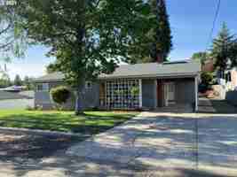 featured image of 1642 Nw Almond Ave