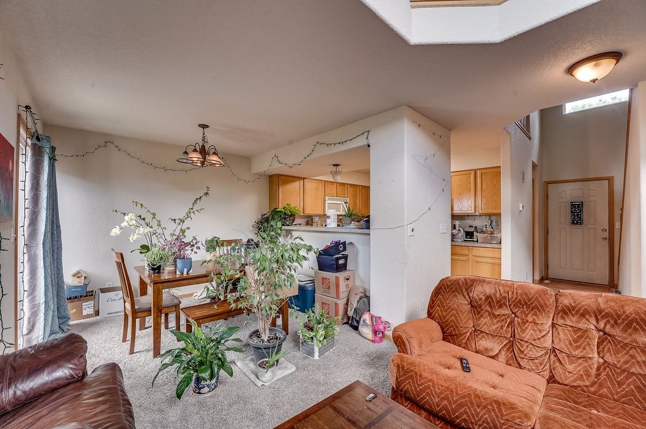 1067 Tierra Ln ## C6 - Photo 6 of 22