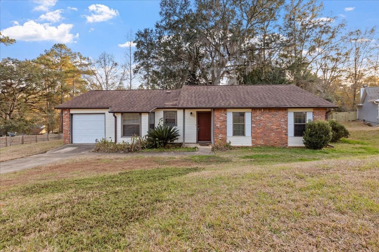 3001 Eastgate Ct - Photo 2 of 26