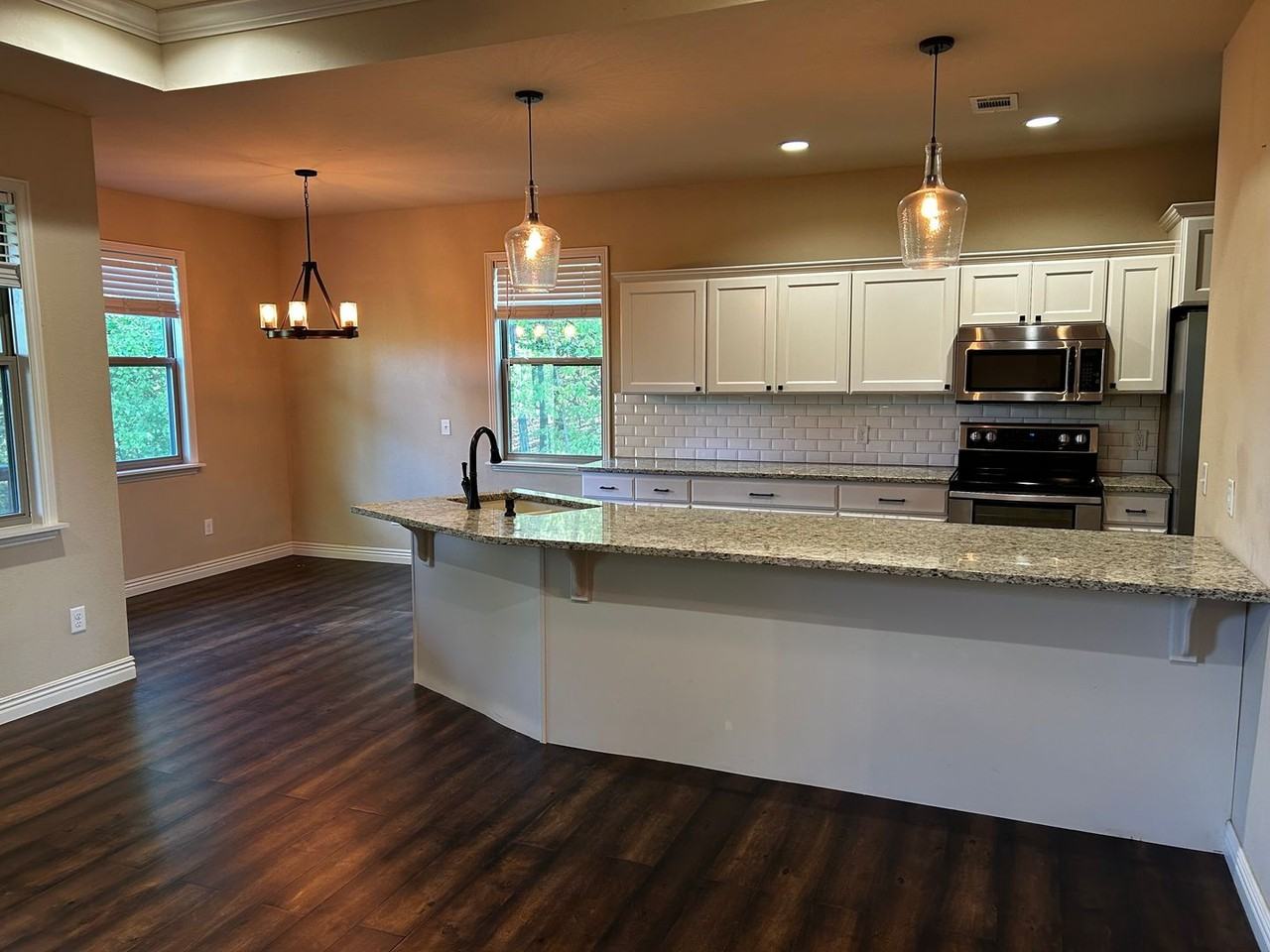 5 Dolphin Cir - Photo 3 of 25