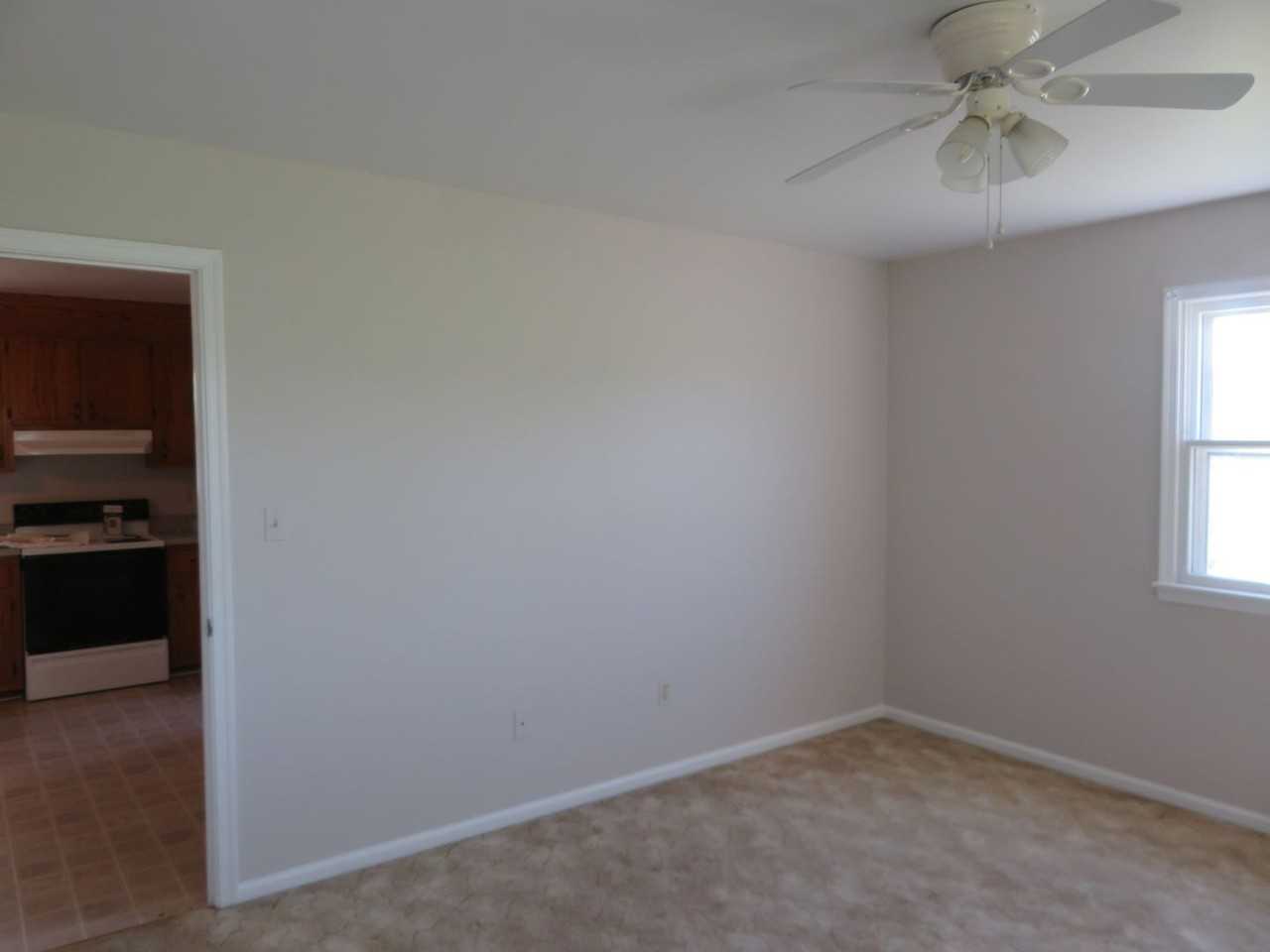 7301 Claiborne Rd - Photo 4 of 18