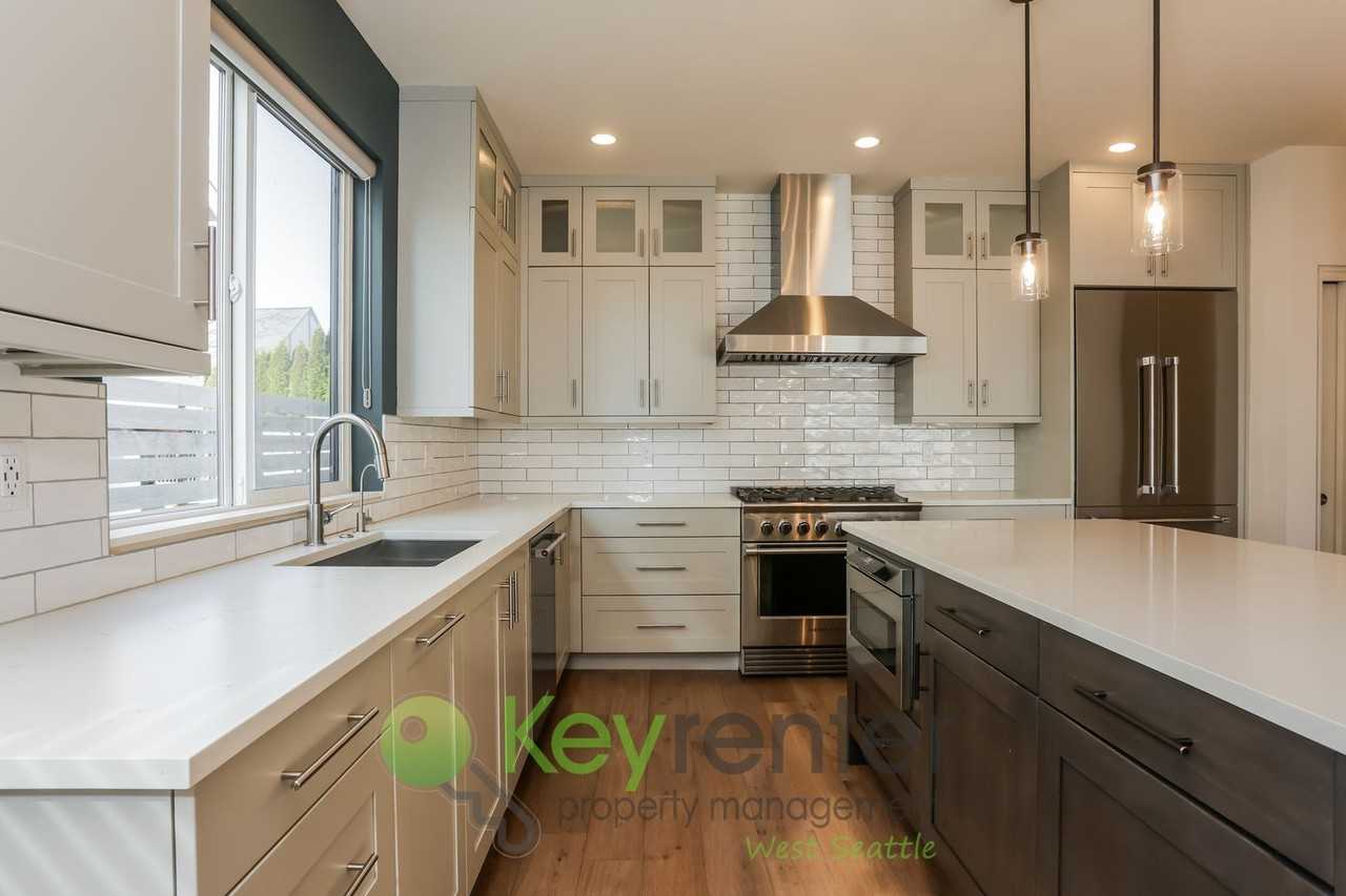 3017 Belvidere Ave Sw - Photo 4 of 33