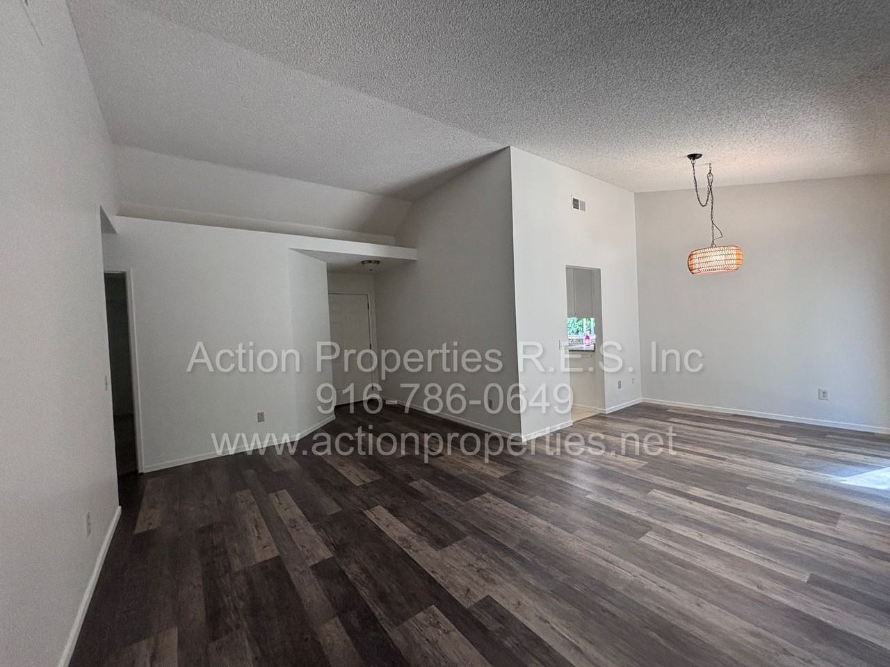 5716 Terrace Dr - Photo 4 of 20