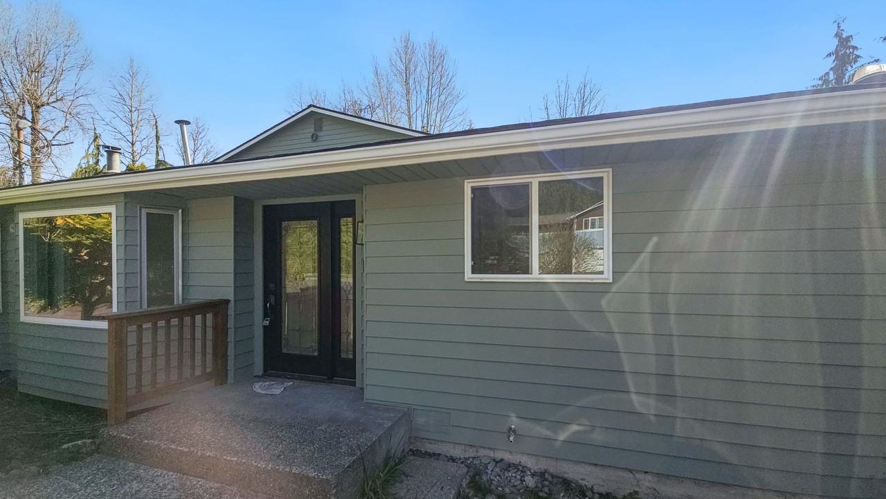 19607 N Danvers Rd - Photo 2 of 15