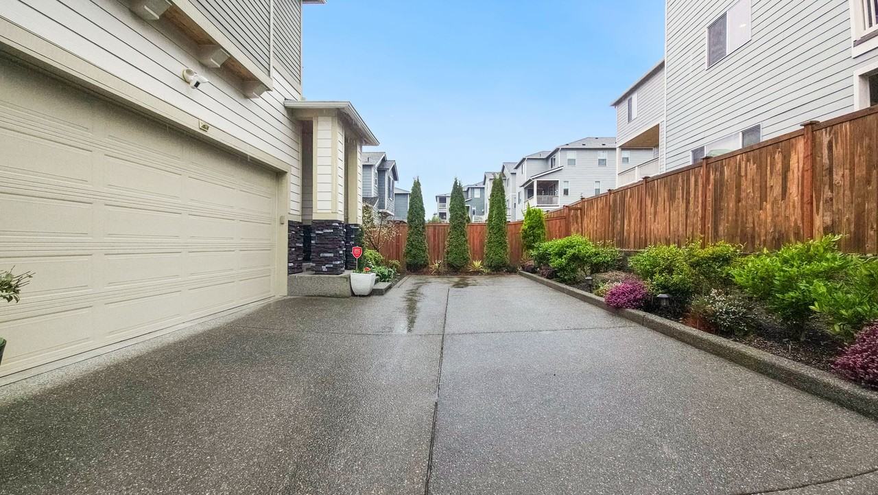 18027 3rd Dr Se - Photo 4 of 25