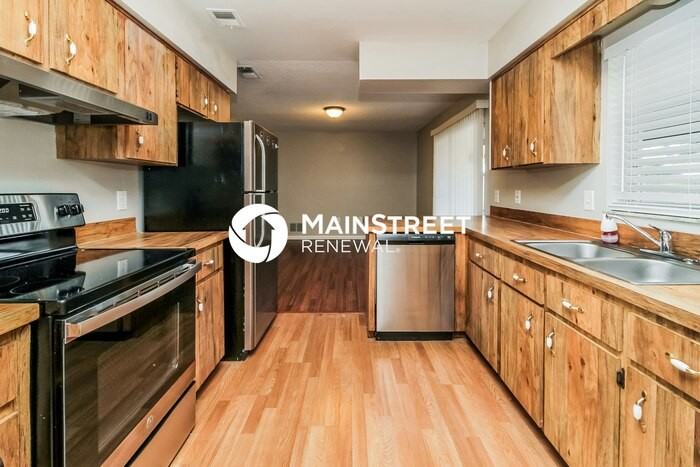 3125 S Orleans Way - Photo 7 of 16