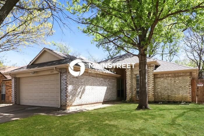 6111 Inks Lake Dr - Photo 3 of 16