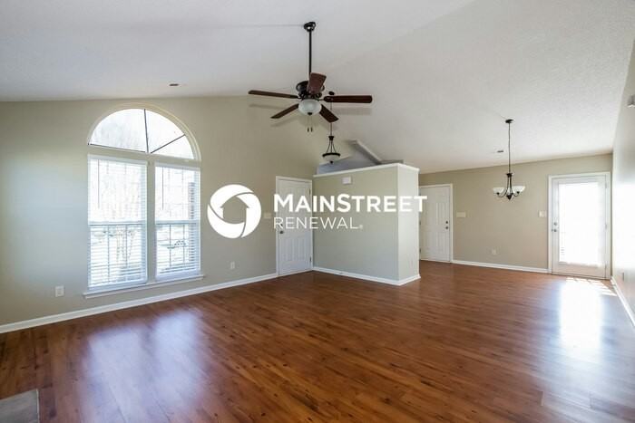 3501 Braefield Dr - Photo 4 of 15