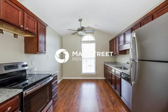 3501 Braefield Dr - Photo 6 of 15