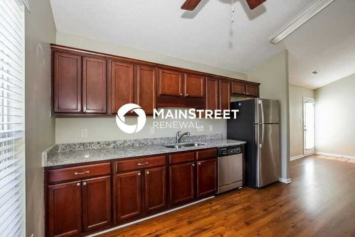 3501 Braefield Dr - Photo 7 of 15