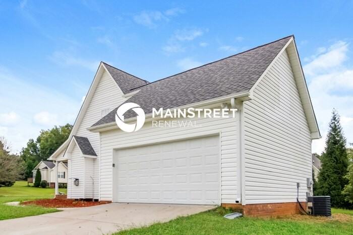 110 S Twin Hill Rd - Photo 5 of 17