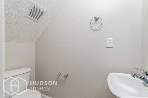 1300 Ujamaa Dr - Photo 5 of 19