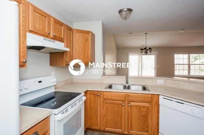 9029 Belle Bragg Way - Photo 6 of 15