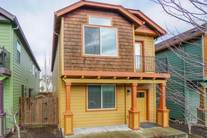 142 Nw 76th St - Photo 4 of 30