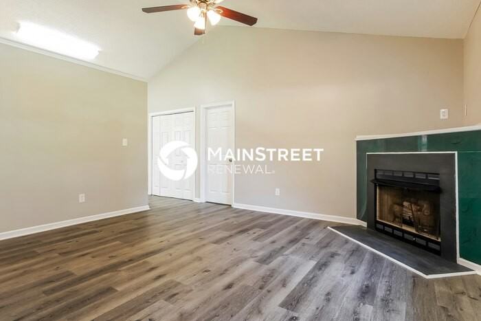 1491 Smokey Mountain Dr - Photo 5 of 16