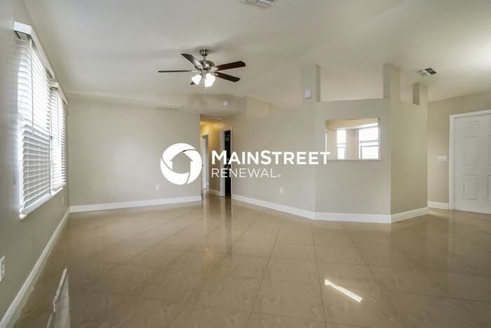 4005 12th St Sw - Photo 4 of 16