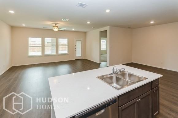 644 Excelsior Dr - Photo 3 of 18