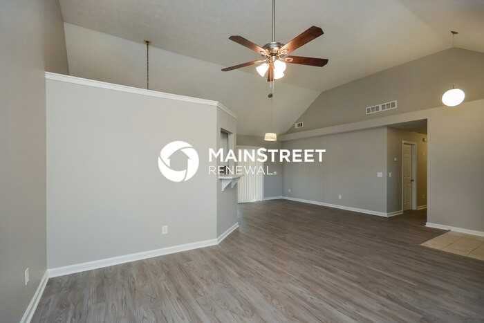 9270 Scarlett Dr Sw - Photo 4 of 16