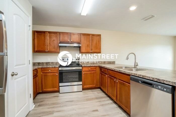 2043 Nw 1st St - Photo 6 of 16