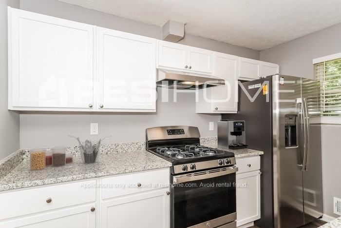 403 River Chase Dr - Photo 3 of 22