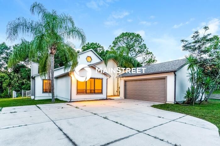 7270 Mauna Loa Blvd - Photo 4 of 17