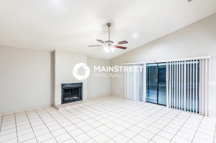 7270 Mauna Loa Blvd - Photo 5 of 17