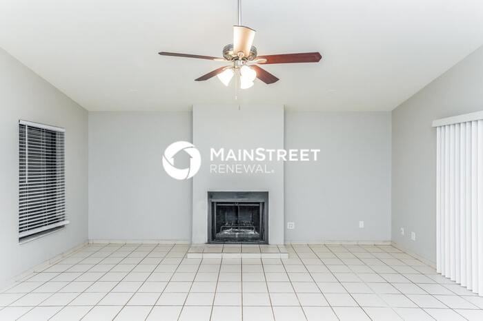 7270 Mauna Loa Blvd - Photo 6 of 17